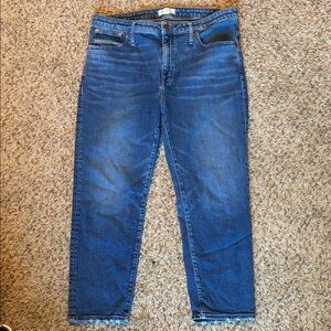 Madewell women’s Classic Straight Blue Jeans